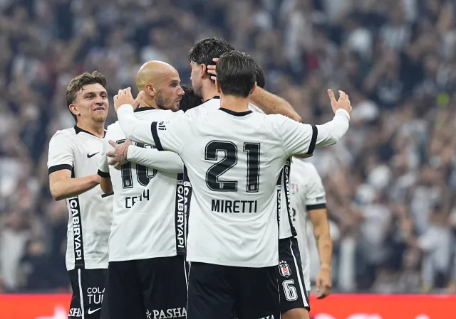 Beşiktaş - Kocaelispor (Canlı anlatım)