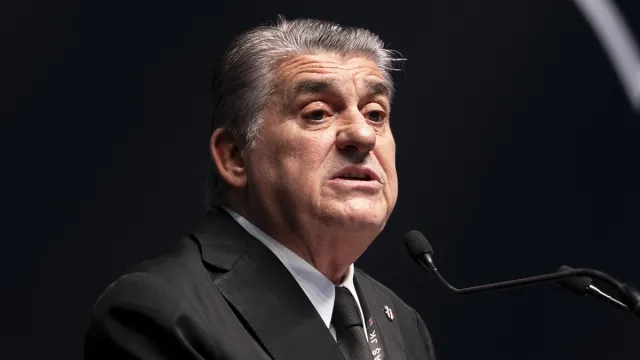 Serdal Adalı'dan Vlahovic-Emir Ortakaya pozisyonuna yorum