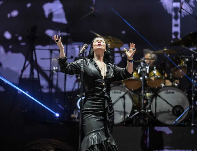 Şebnem Ferah Antalya'da konser verdi