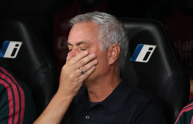 Jose Mourinho yine yapacağını yaptı: Maç sonunda ortalığı birbirine katan hareket