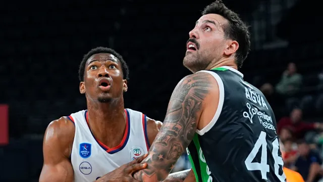 Anadolu Efes'ten üst üste 3. galibiyet