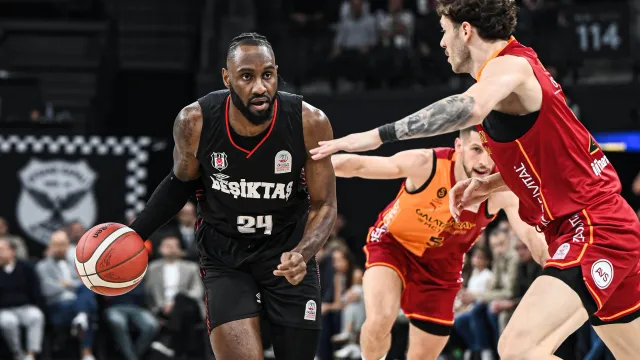 Potadaki derbi nefes kesti: Beşiktaş, Galatasaray'ı devirdi