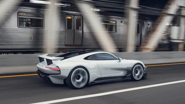 Yeni Porsche, New York sokaklarında: 73 yıllık hikaye yeniden canlandı