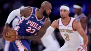LeBron James yeni takımında sezona son şampiyonu devirerek başladı