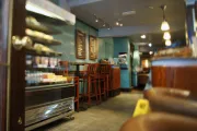 Starbucks masada oturma için alışveriş şartı getiriyor