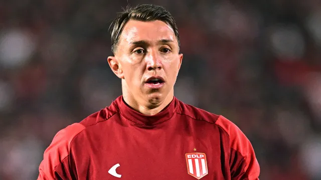Fernando Muslera maç devam ederken korkutucu bir an yaşadı