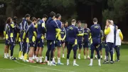 Fenerbahçe'de Dirk Kuyt'la ilk idman