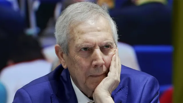 Aziz Yıldırım'dan yeni teknik direktör kararı