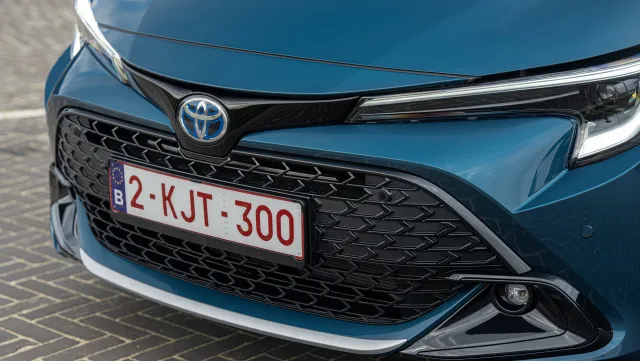 Toyota'dan milyar dolarlık plan: Yeni nesil benzinli motorlarını diğer markalara satacak