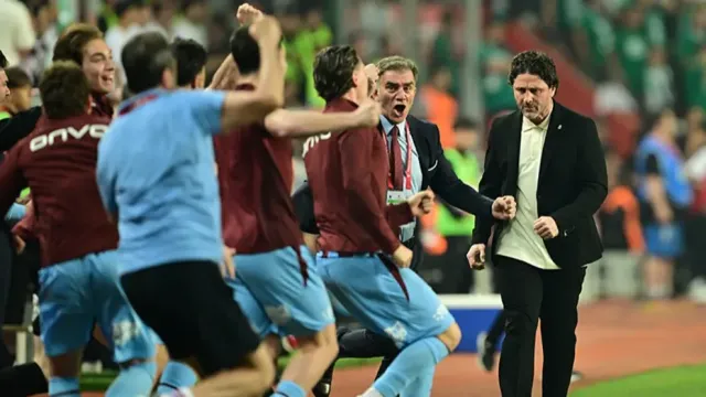 Fatih Tekke'den Kupa Zaferi Sonrası Açıklamalar: Hikayeyi Tamamladık