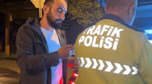 Kayseri'de Alkollü Sürücüden Polislere Şaşırtan Tepki: Abartmayın