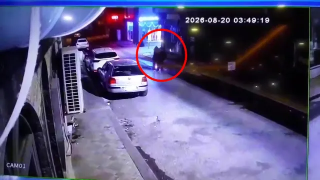 Darıca Sahilindeki <strong>Gizemli Ölümde</strong> Yeni Detaylar: Tek Renk Kıyafetle Kol Kola Yürüdüler