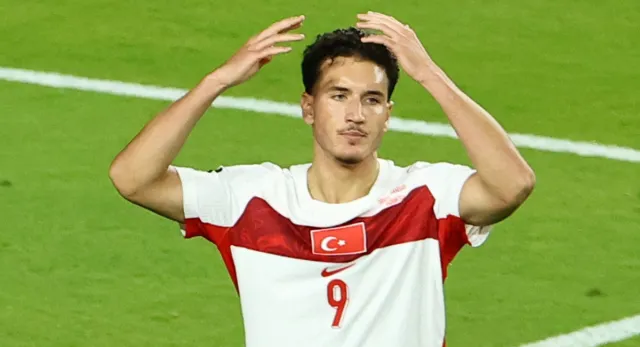 Galatasaray, Deniz Gül Transferinde Şoke Eden Raketle Karşılaştı