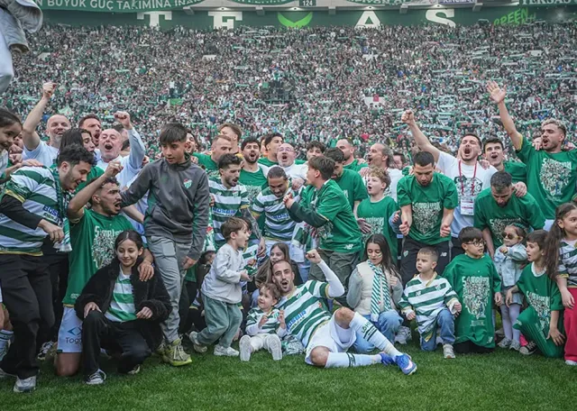 Bursaspor Bir İlke İmza Attı: Profesyonel Liglerde Şampiyonluk Rekoru