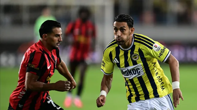 Fenerbahçe Süper Lig'e Şokla Başladı: Gençlerbirliği Ankara'da Avı Yaptı