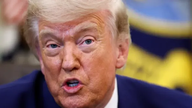 Donald Trump'tan Savaş Yetkileri Yasasına Sert Tepki: Anlamsız Bir Oylama