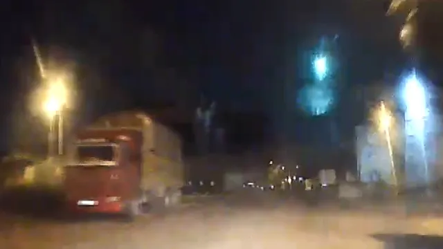 İstanbul'da Heyecan Yaratan Anlar: Meteorun Düşme Anı Kamerada