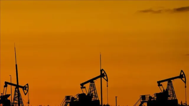 Brent Petrolde Kritik Eşik Aşıldı: Varil Fiyatı 100 Doları Geçti