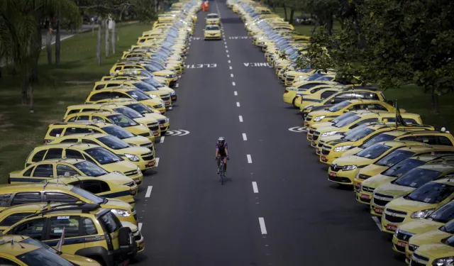 Taksicilerin Ezeli Düşmanıydı: Uber Ortak Rakiplerine Karşı Sürücü Sendikalarıyla İttifak Kurdu