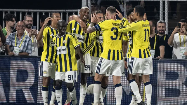 Fenerbahçe - Sturm Graz Maçının Canlı Anlatımı ve Önemli Anları