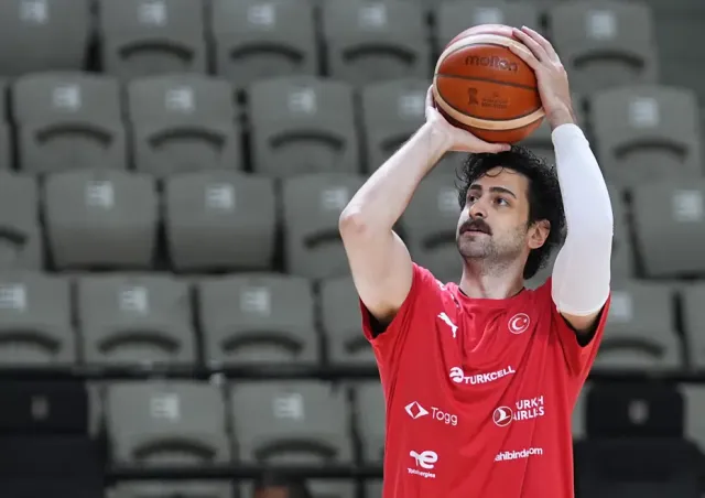 A Milli Basketbol Takımı İsviçre Karşısında 6'da 6 Hedefliyor
