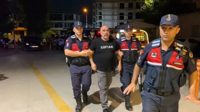 Adli Kontrolle Serbest Kalan Ezel Akay'dan İlk Açıklama: Mahkeme Sonunda Her Şeyi Öğreneceksiniz