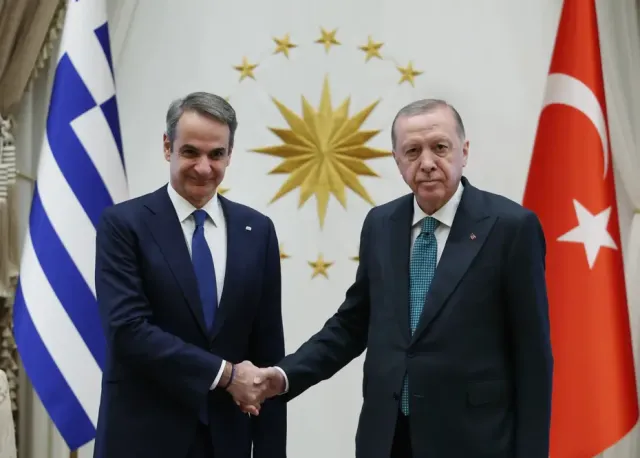 Yunanistan Başbakanı Miçotakis'ten Türkiye Açıklaması: Yan Yana Yaşamak Zorundayız