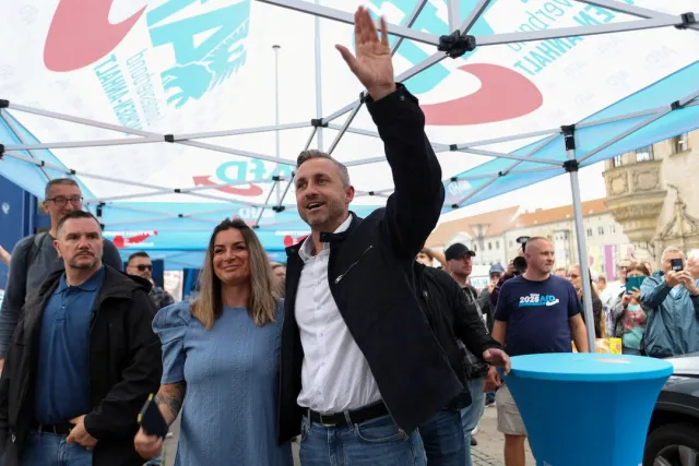 Almanya'da Aşırı Sağcı AfD'den Tarihi Seçim Zaferi