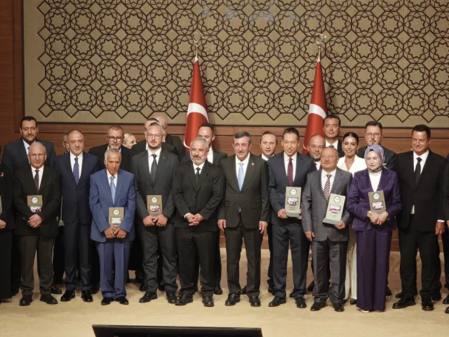 11. Anadolu Medya Ödülleri Sahiplerini Buldu: NTV'ye Ödül