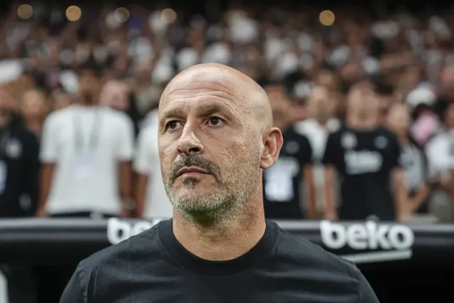 Beşiktaş'ta Eyüpspor Maçı Öncesi Sürpriz: Vincenzo Italiano'dan Kadroda 4 Değişiklik