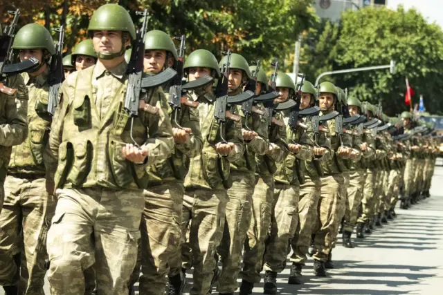 Bedelli Askerlik Ücretlerine Zam Yolda: Bakanlıktan Kritik Başvuru Uyarısı