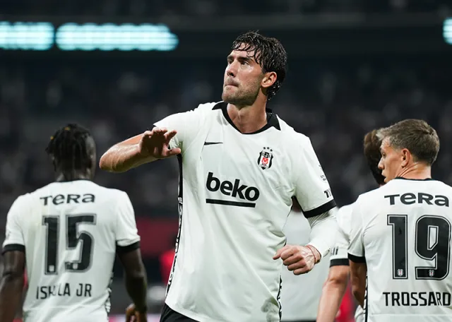 Beşiktaş'ın Yıldızı Vlahovic'e Şok Ceza Tehlikesi