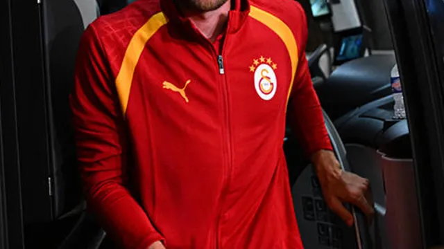 Galatasaray'da Victor Nelsson Dönemi Kapandı: Yıldız Oyuncu Ülkesine Döndü