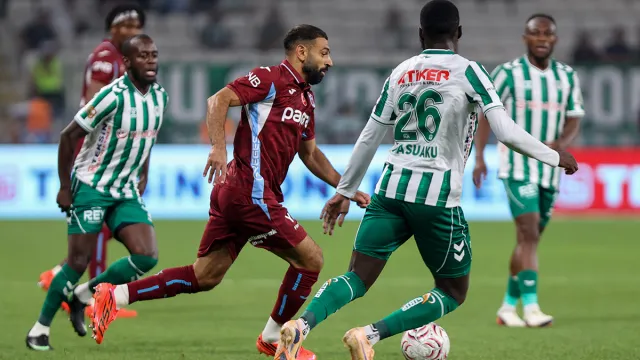 Konya'daki Oyun Bir Mağlubiyetten Fazlasını Söyledi: Spor Yazarlarından Trabzonspor Değerlendirmesi