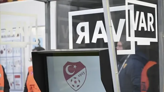 Galatasaray-Fenerbahçe Dev Derbisinde VAR Hakemi Belli Oldu