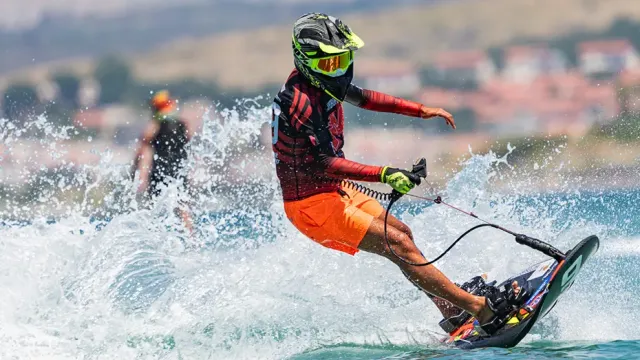 Dünya Motosurf Şampiyonası Çeşme'de Büyük Bir Heyecanla Başladı