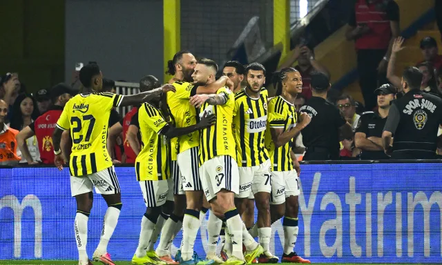 Gaziantep FK - Fenerbahçe Canlı Anlatım: Süper Lig'de Heyecan Başlıyor
