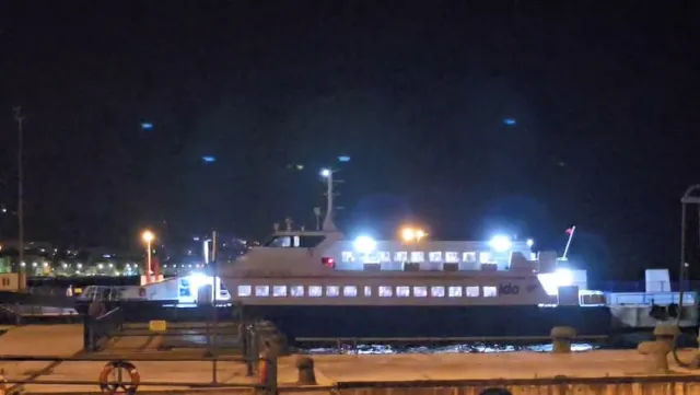 Marmara'da Korkutan Kaza: Sefer Yapan Feribot İkeleye Çarptı