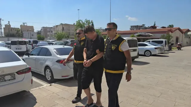 Sahte Kimlik Değil Dövme Ele Verdi: 33 Yıllık Hapis Cezası Olan Firari Yakalandı
