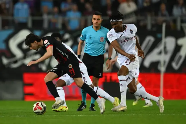 Trabzonspor Uzatmada Güldü: Ziraat Türkiye Kupası'nda Finalin Adı Belli Oldu