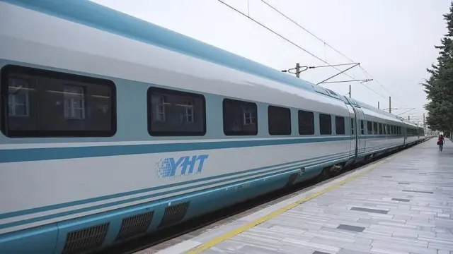 Ulaştırma Bakanı Uraloğlu Duyurdu: 2053 Hedefi 48 Saatte Tüm Türkiye