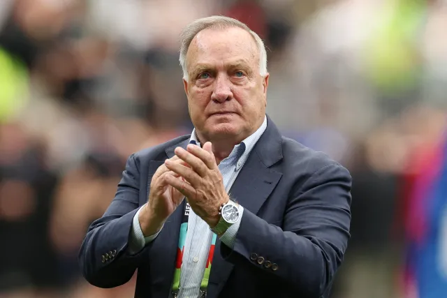 Curaçao'da Dick Advocaat Dönemi 2027'ye Kadar Uzatıldı