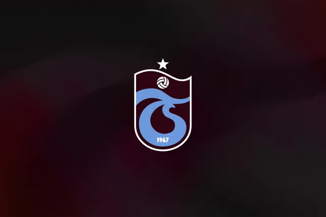 Trabzonspor'dan Yeni Teknik Direktör İçin İlk Açıklama Geldi