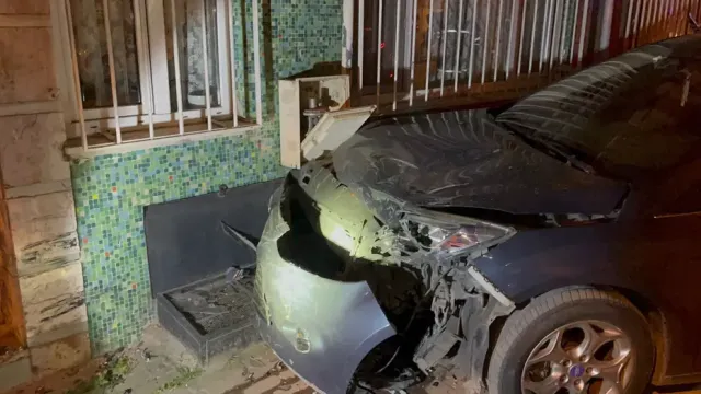 Bursa'da Korku Dolu Anlar: Alkollü Sürücü Doğal Gaz Kutusunu Patlattı