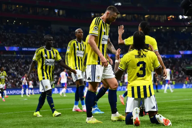 Fenerbahçe Lyon Maçı Sonrası Ortalık Karıştı: Guendouzi'ye Çirkin Saldırı