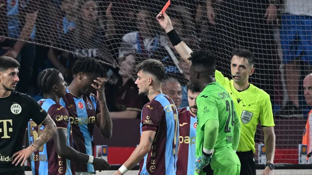 UEFA'dan Chibuike Nwaiwu'ya Ağır Darbe: 2 Maç Men Cezası
