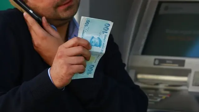 Emekli Maaşları ve Bayram İkramiyesi Ödeme Takvimi Belli Oldu