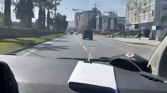 Samsun'da Büyük Fedakarlık: Polis Kimliğini Kaybeden Öğrenciyi Sınava Yetiştirdi