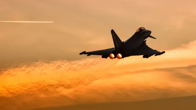 NATO Hava Sahasında Şüpheli İHA Krizi: Savaş Uçağı Müdahale Etti