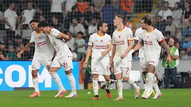 Sporting - Galatasaray Maçı Canlı Anlatım: Şampiyonlar Ligi Heyecanı Başladı